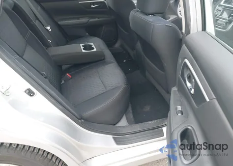 2018 Nissan Altima 2.5 Sv z USA, uszkodzony, nr VIN 1N4AL3AP5JC206896